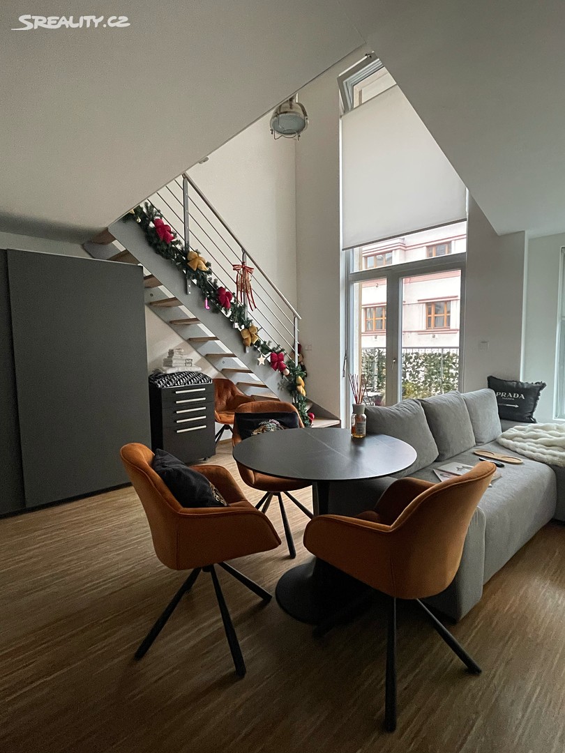 Prodej bytu 2+kk 46 m² (Loft), Praha