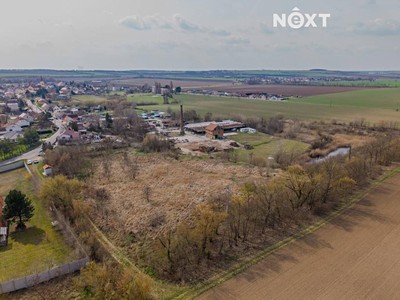 Prodej  pozemku 6 663 m²