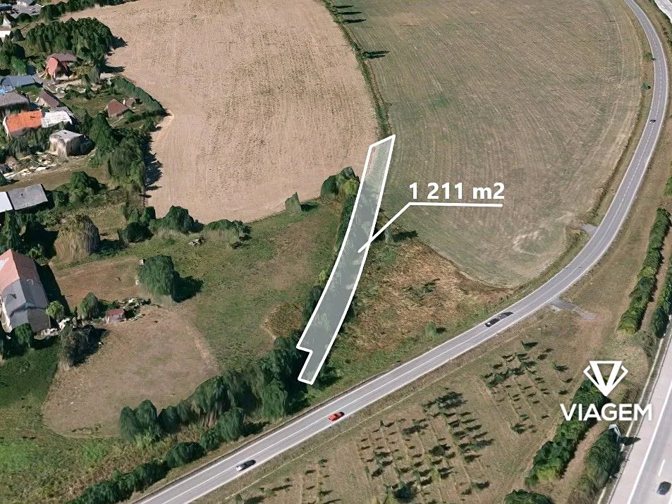 Prodej pole 1211 m²