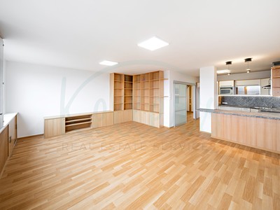 Pronájem bytu 3+kk 93 m²