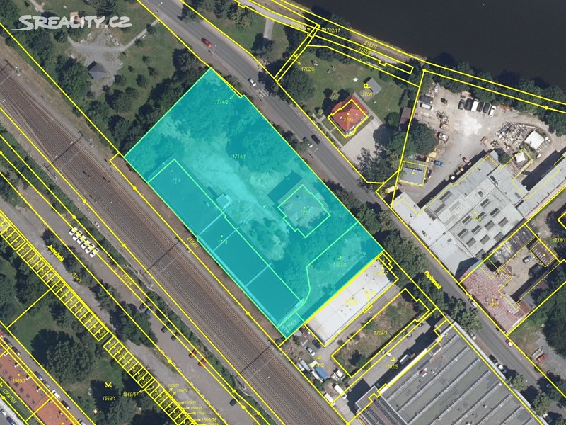 Prodej skladového prostoru 3 700 m² – další