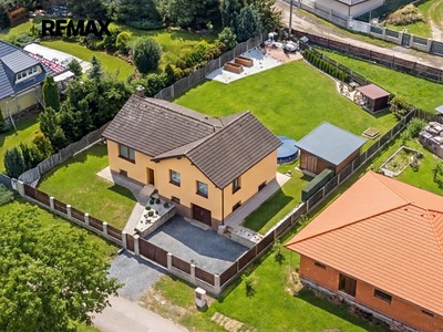 Prodej  rodinného domu 204 m², pozemek 1 006 m²