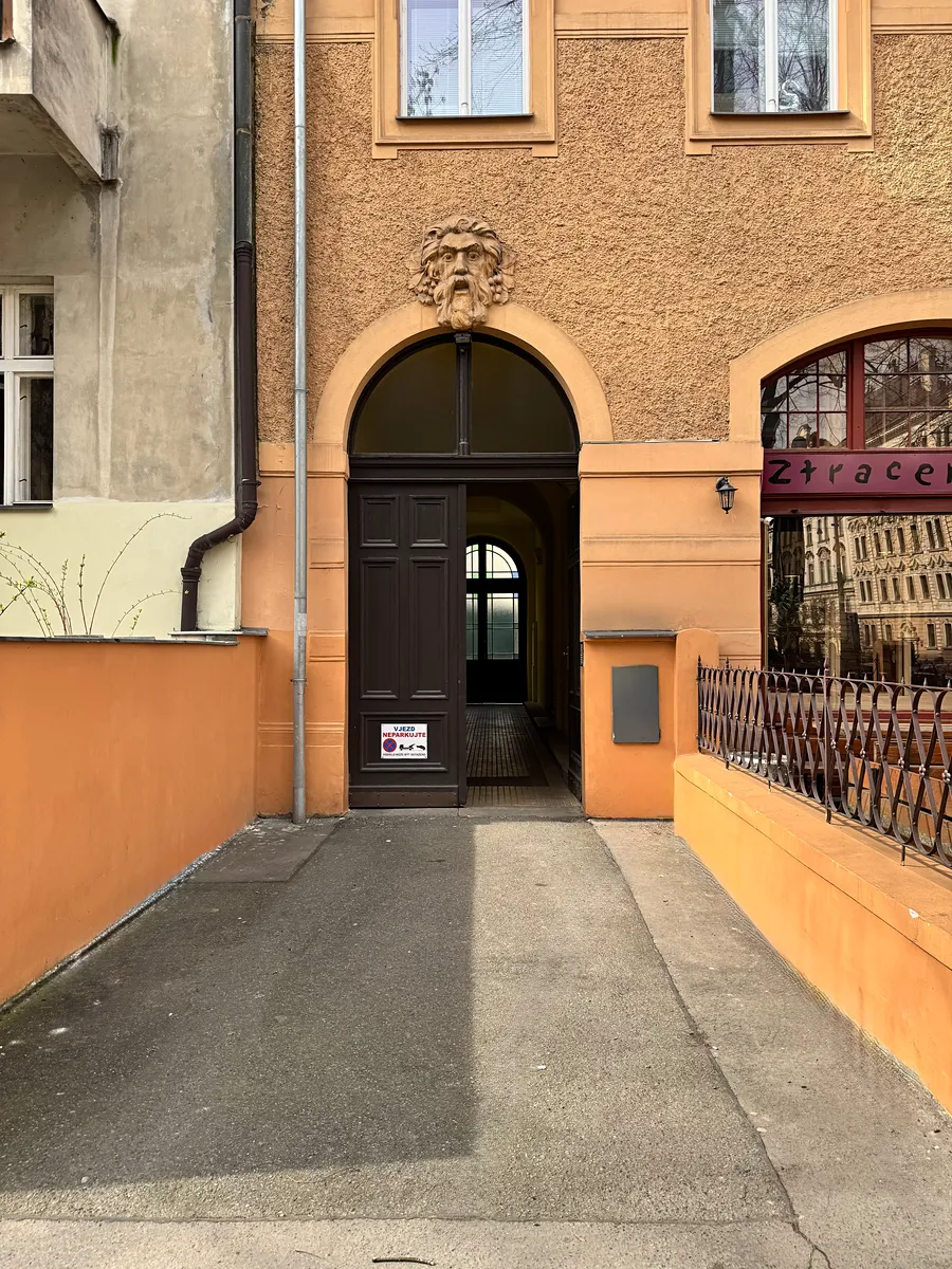 Prodej garáže 16 m²