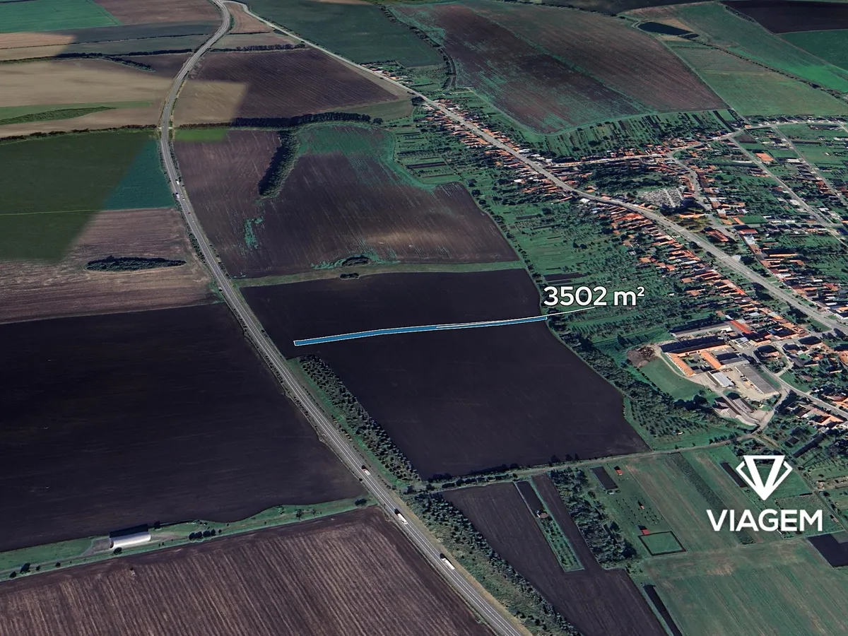 Prodej podílu 1/3 pole 1167 m²