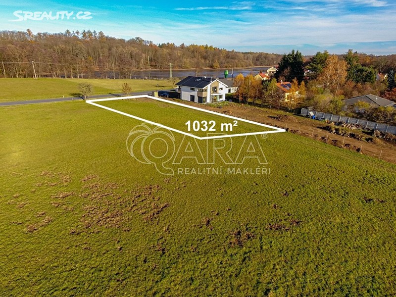 Prodej  stavebního pozemku 1 032 m²