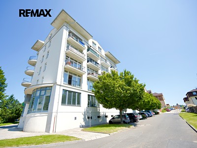 Pronájem bytu 1+kk 37 m² (Jednopodlažní)