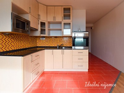 Pronájem bytu 1+1 35 m²