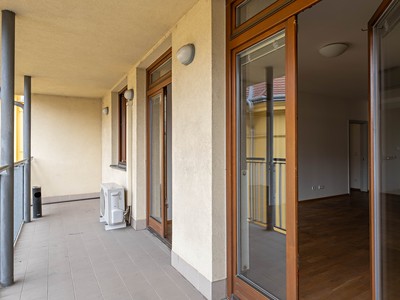 Pronájem kanceláře 168 m² — photo 4