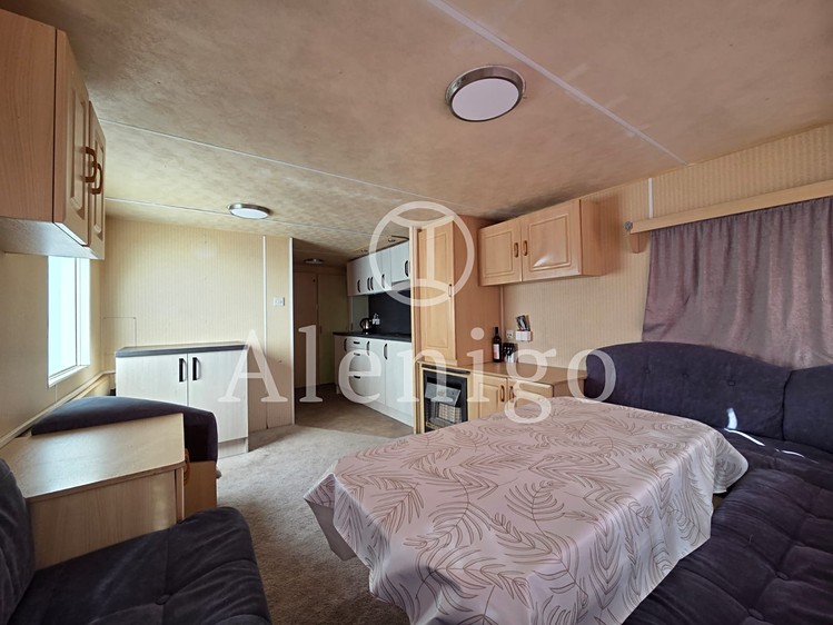 Prodej nemovitosti, 32 m² (3 z 9)