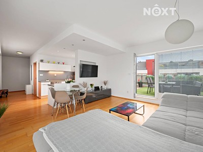 Pronájem bytu 3+kk 87 m² (Jednopodlažní)