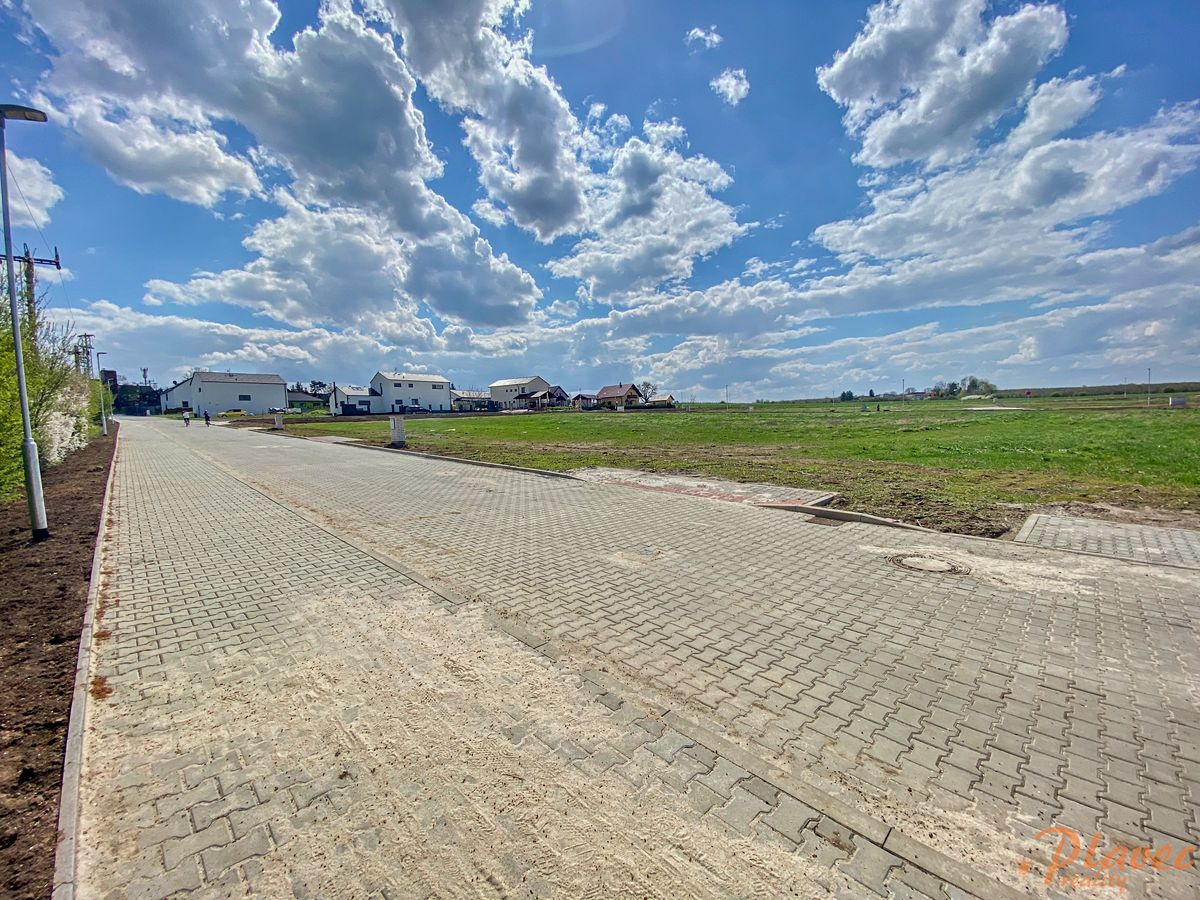 Prodej stavebního pozemku 950 m² – fotografie 3
