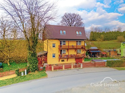 Prodej  rodinného domu 251 m², pozemek 1 028 m²