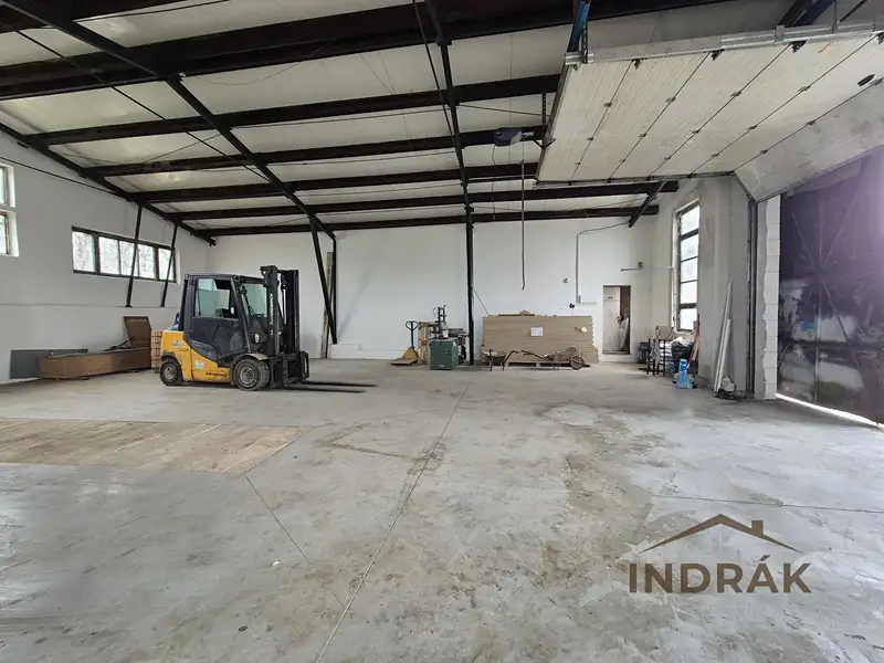 Pronájem výrobní haly, prostoru 178 m², Starý Jičín – náhled fotky 2