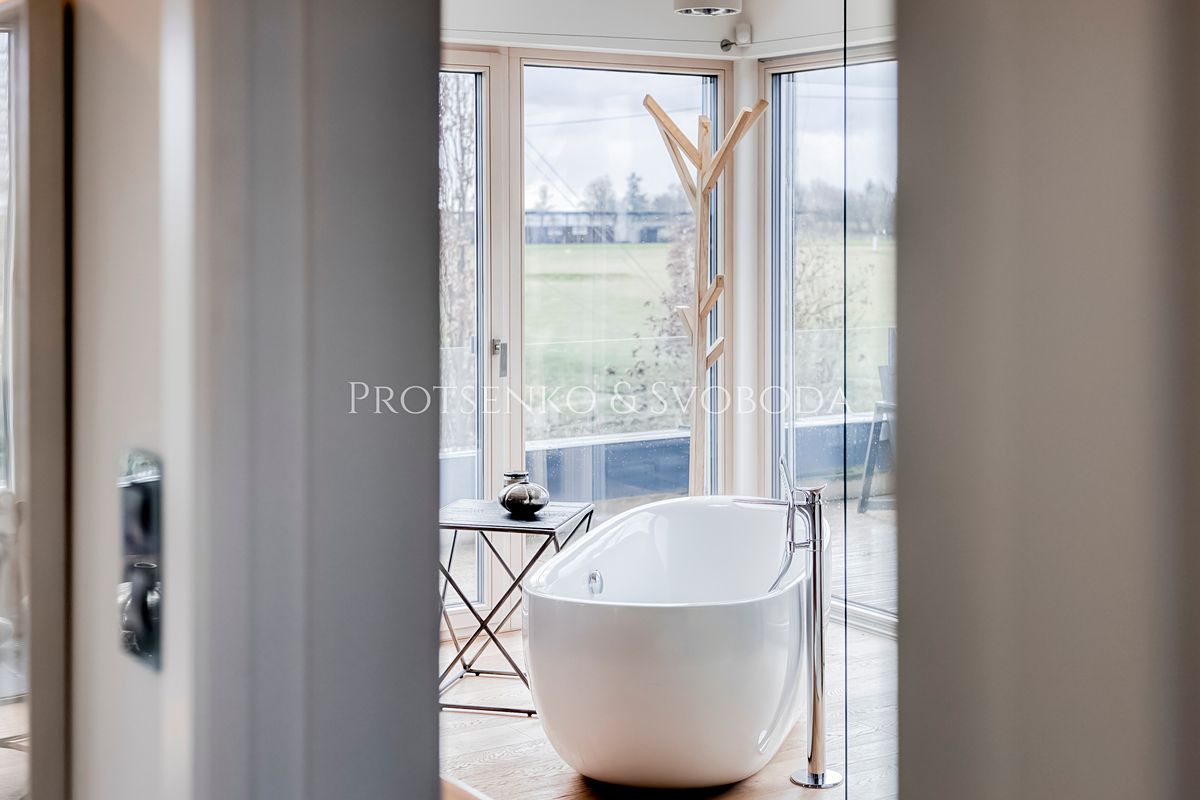 Prodej rodinného domu 206 m², pozemek 1297 m² – fotografie 5