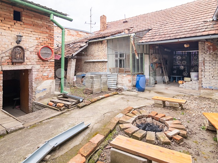 Prodej domu, 49 m² (3 z 20)