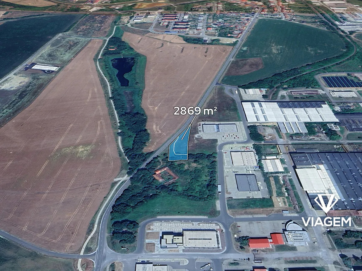 Prodej podílu 21/65 komerčního pozemku 926 m²