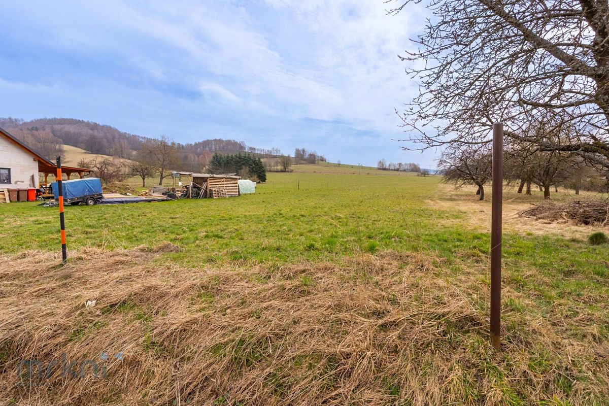 Prodej stavebního pozemku 2127 m² – fotografie 3