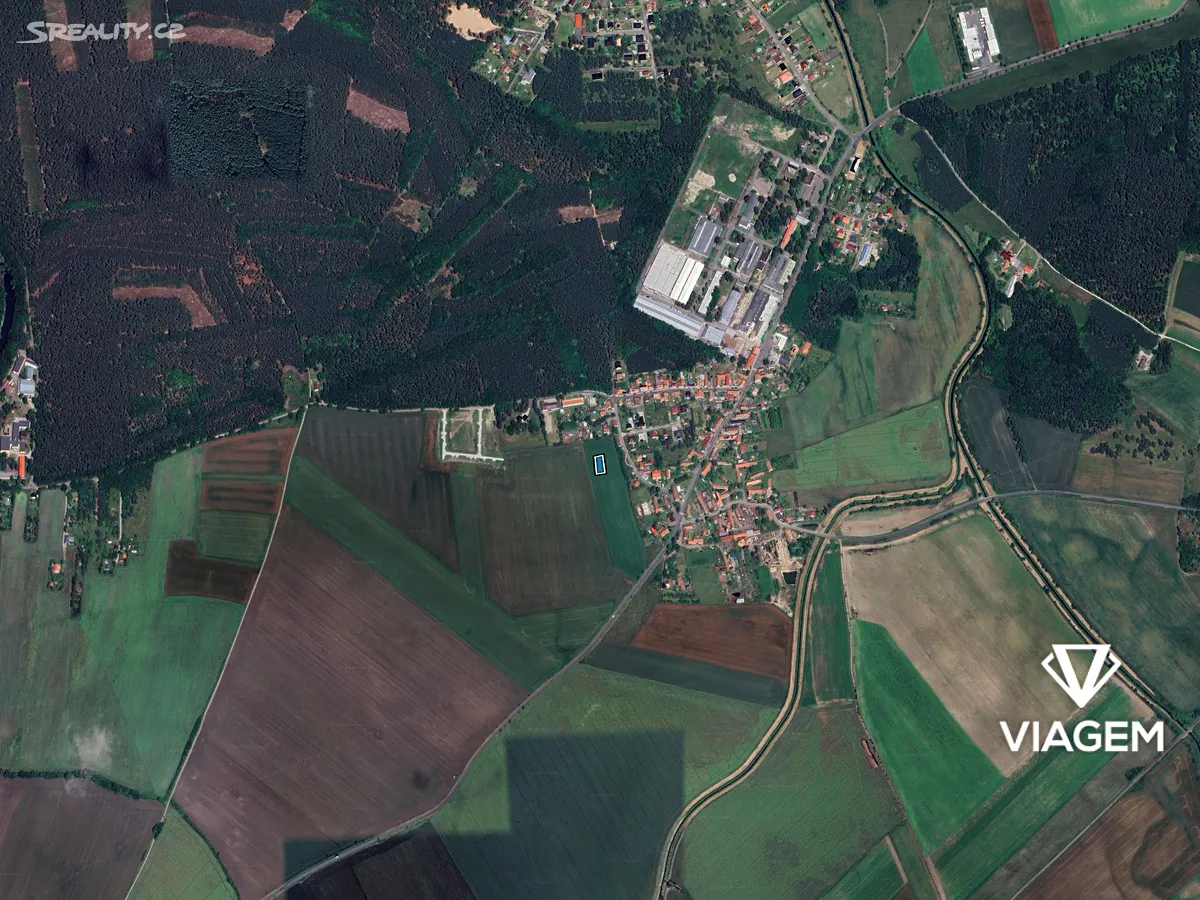 Prodej podílu 1/4 stavebního pozemku 168 m² - 3. nézet