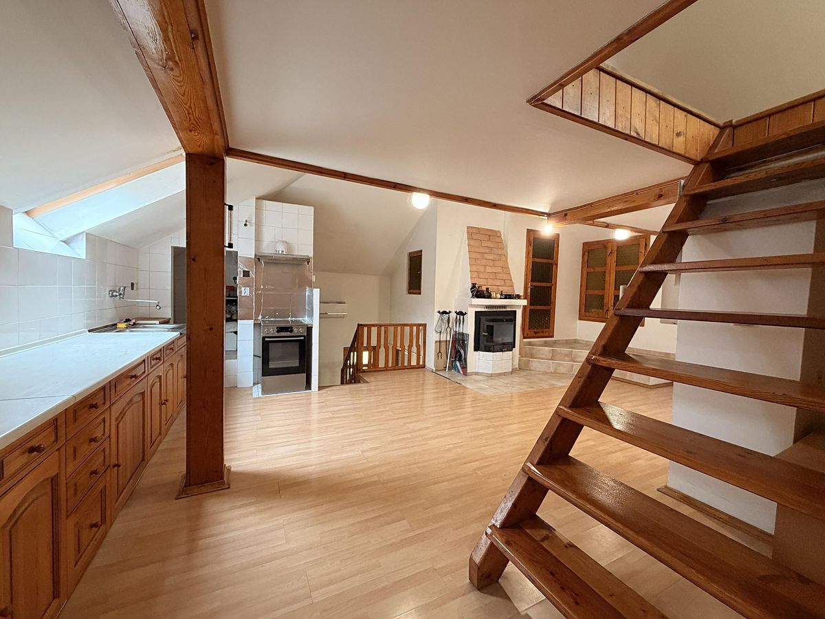 Prodej činžovního domu 449 m² – fotografie 2