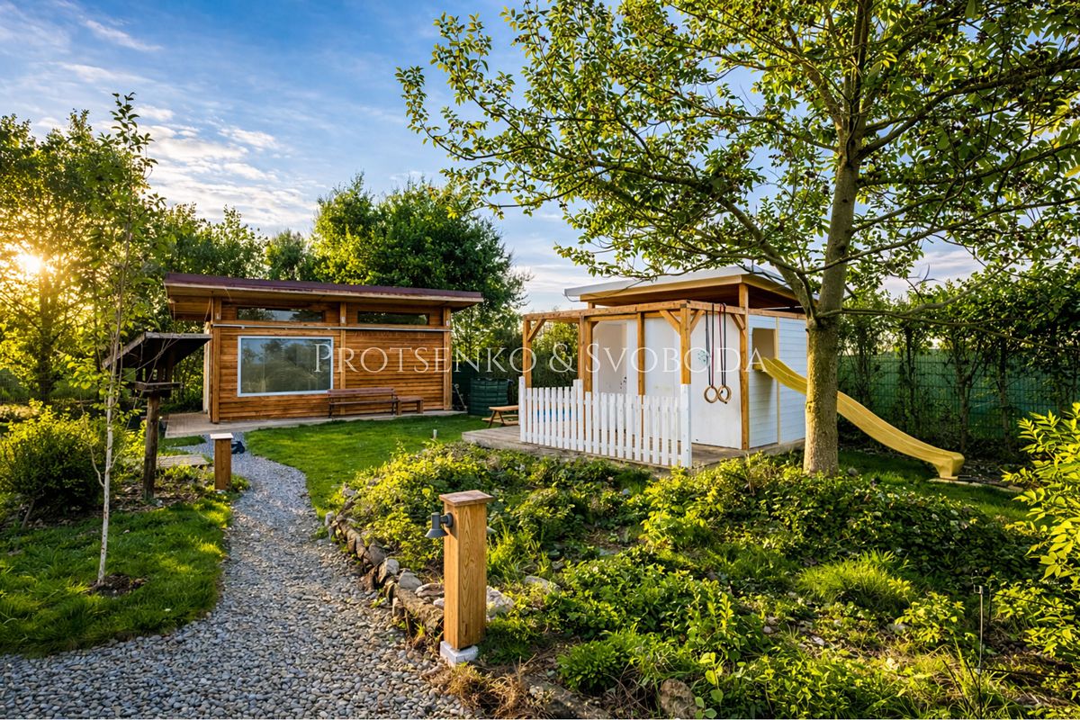 Prodej rodinného domu 181 m², pozemek 1260 m² – fotografie 2