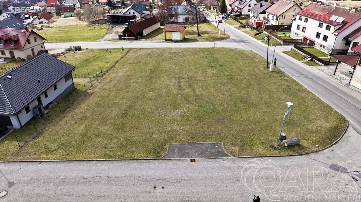 Prodej stavebního pozemku 1000 m², Horní Planá