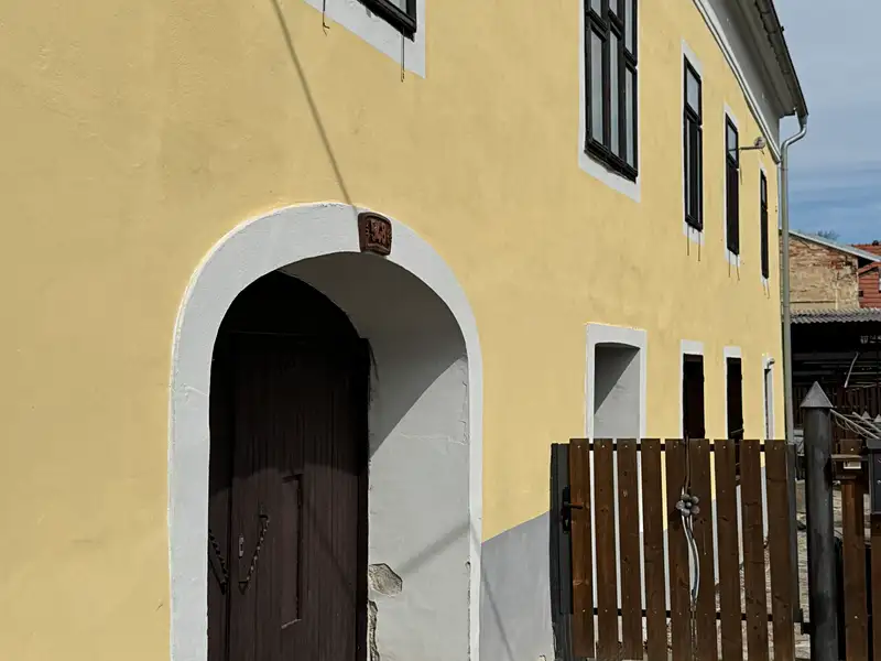 Prodej rodinného domu 200 m², pozemek 283 m², Volyně – náhled fotky 1
