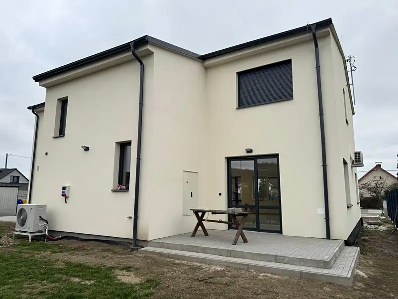 Pronájem obchodního prostoru 134 m², Tuhaň – náhled fotky 2