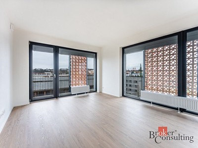 Pronájem bytu 2+kk 79 m²