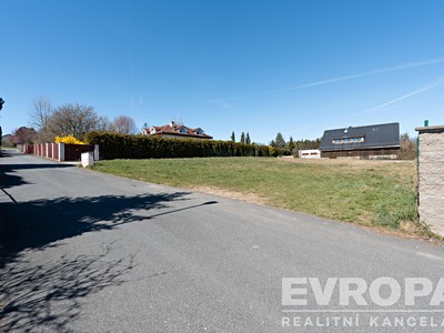 Prodej  stavebního pozemku 1 384 m²