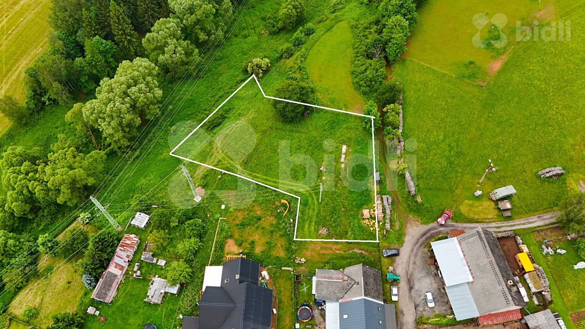 Prodej stavebního pozemku 2437 m²