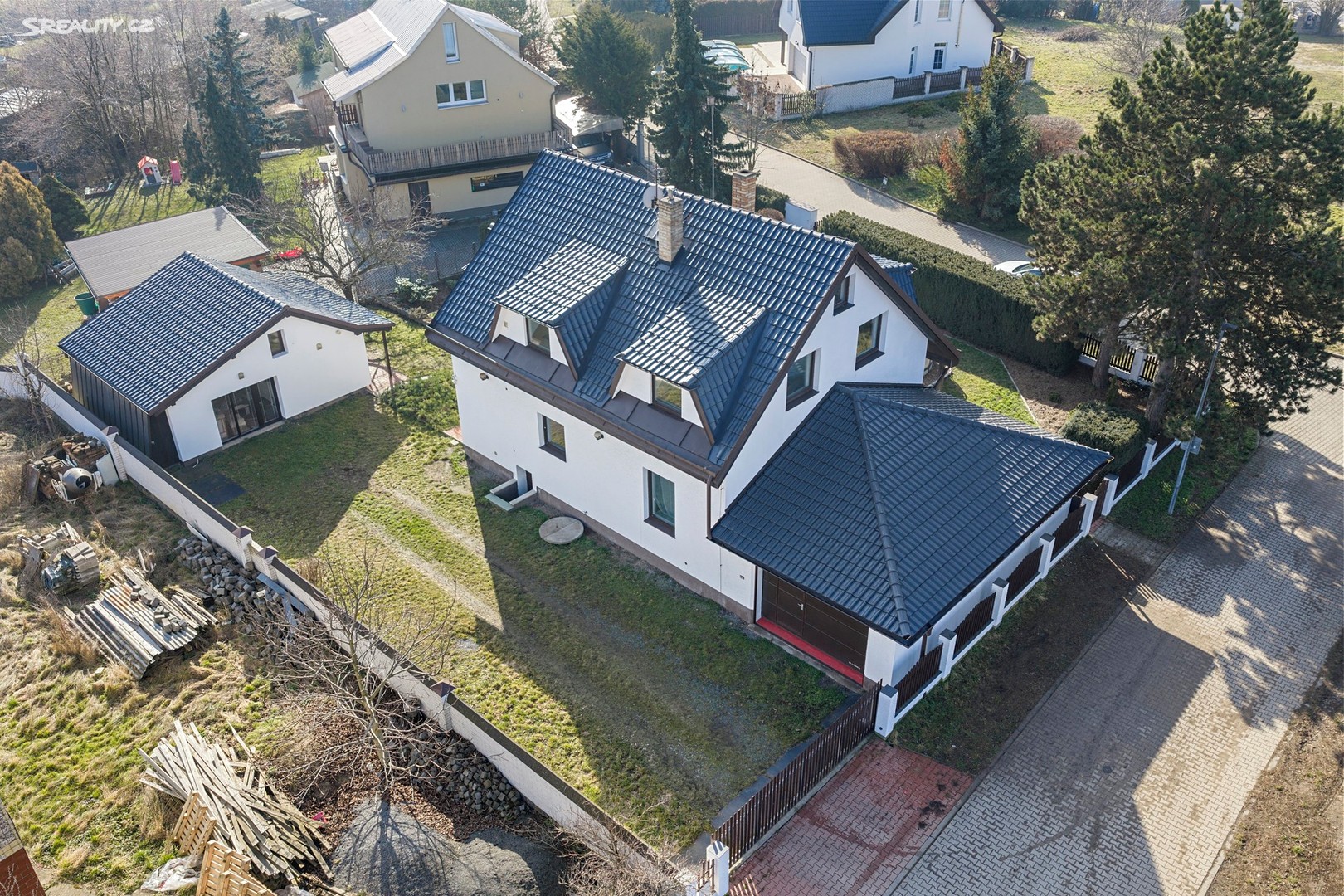 Prodej rodinného domu 207 m², pozemek 758 m², Praha