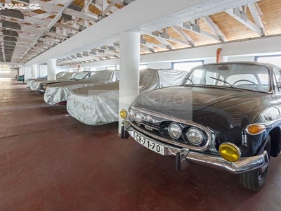 Pronájem garážového stání 12 m²