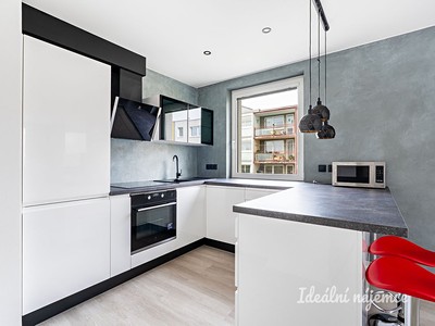 Pronájem bytu 3+kk 68 m²