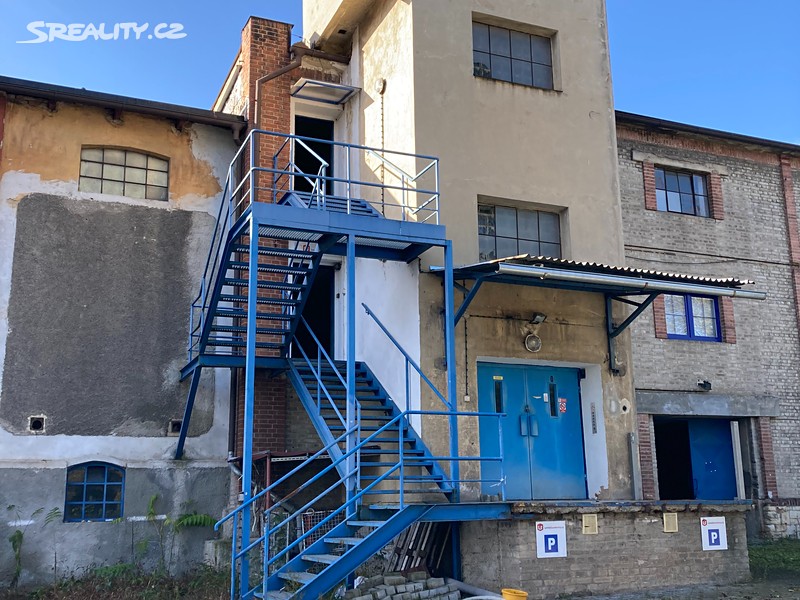 Prodej skladového prostoru 3 700 m² – pohled 5