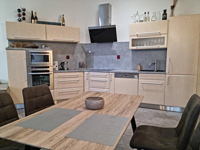 Pronájem bytu 3+kk 68 m²