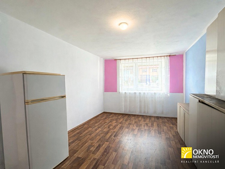 Haus zum Kauf, 400 m² (2 von 11)