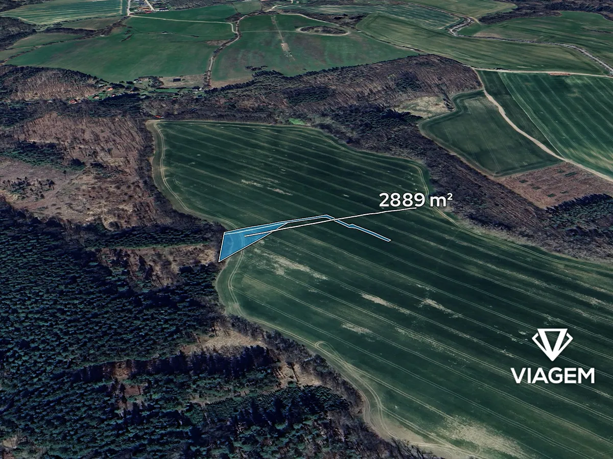 Prodej podílu 1/3 pole 697 m²