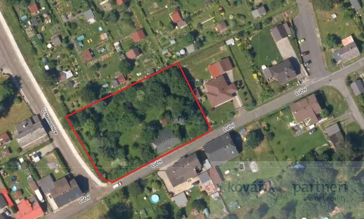 Prodej stavebního pozemku 2793 m²
