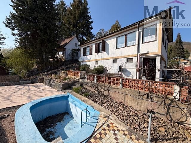 Prodej chaty 777 m², pozemek 733 m² – fotografie 2