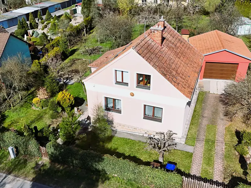 Prodej vícegeneračního domu 170 m², pozemek 1958 m², Zastávka – náhled fotky 2