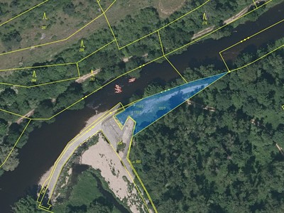 Prodej  komerčního pozemku 795 m²