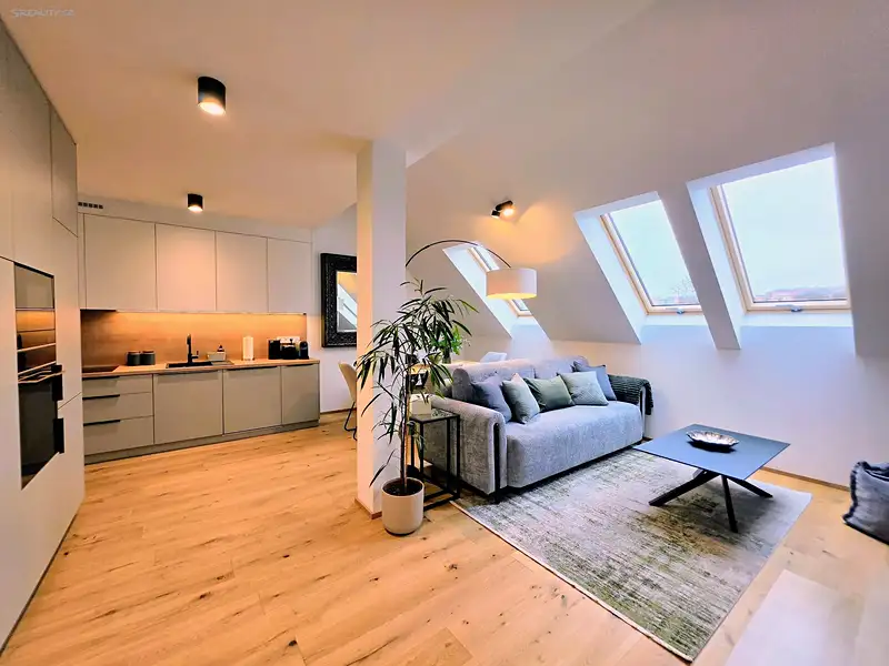 Prodej bytu 3+kk 84 m², Praha – náhled fotky 1