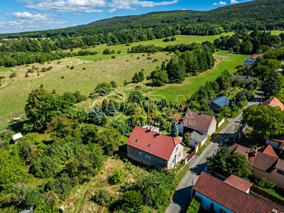 Prodej  rodinného domu 97 m², pozemek 1 094 m² — photo 2
