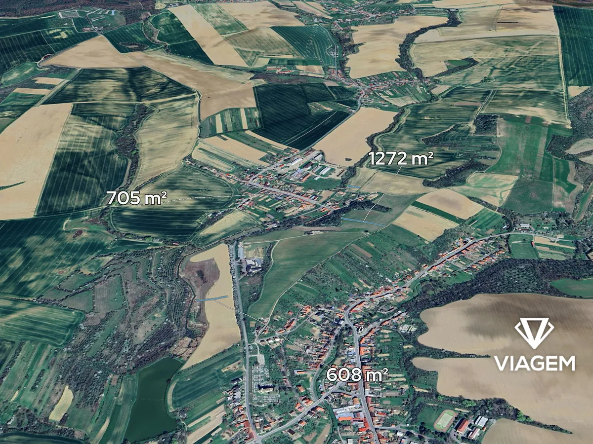 Prodej podílu 2/3 pole 1723 m²