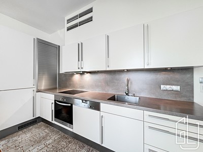 Pronájem bytu 3+kk 102 m²