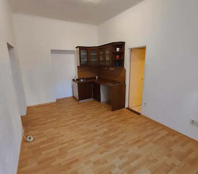 Prodej bytu 1+kk 52 m², Praha – náhled fotky 2