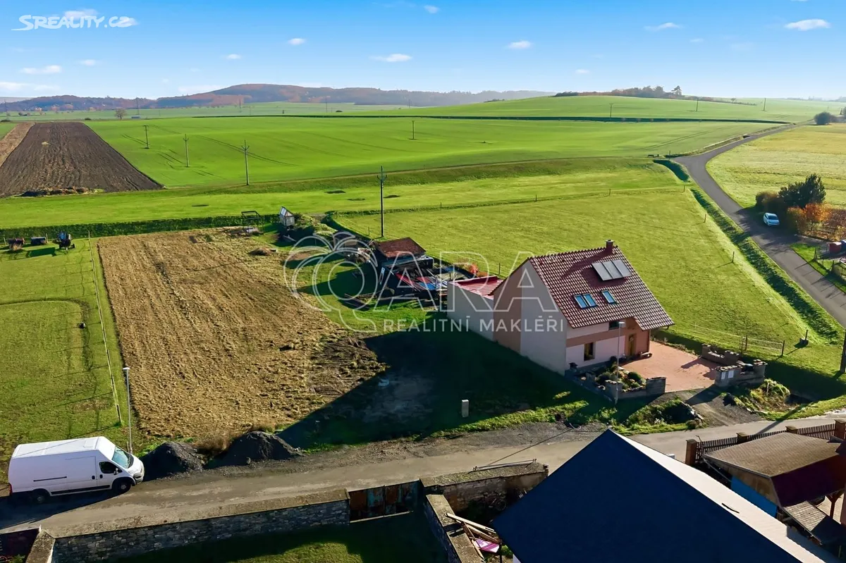 Prodej stavebního pozemku 868 m² – pohled 5
