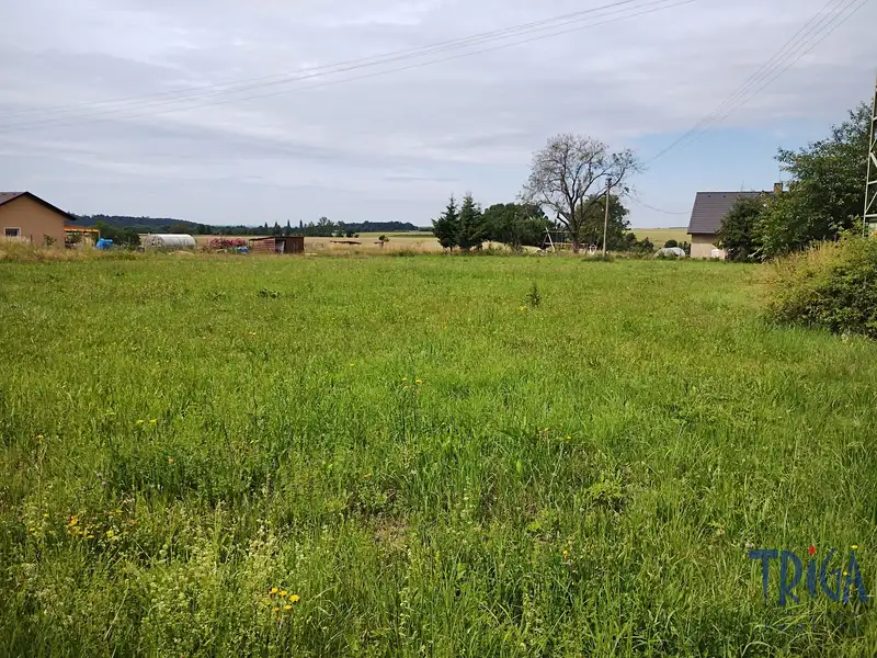 Prodej stavebního pozemku 1451 m², Chvalkovice – náhled fotky 3