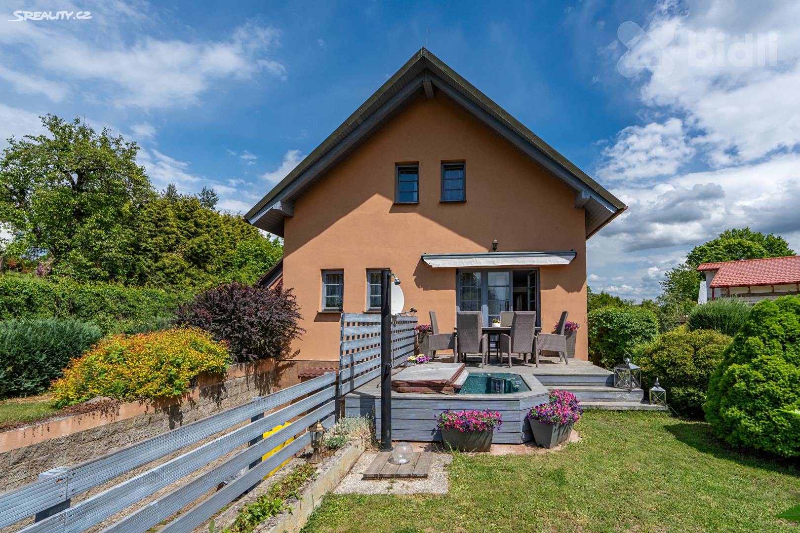 Prodej  rodinného domu 214 m², pozemek 1 285 m², Kamenice