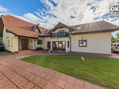 Prodej  rodinného domu 358 m², pozemek 2 875 m²